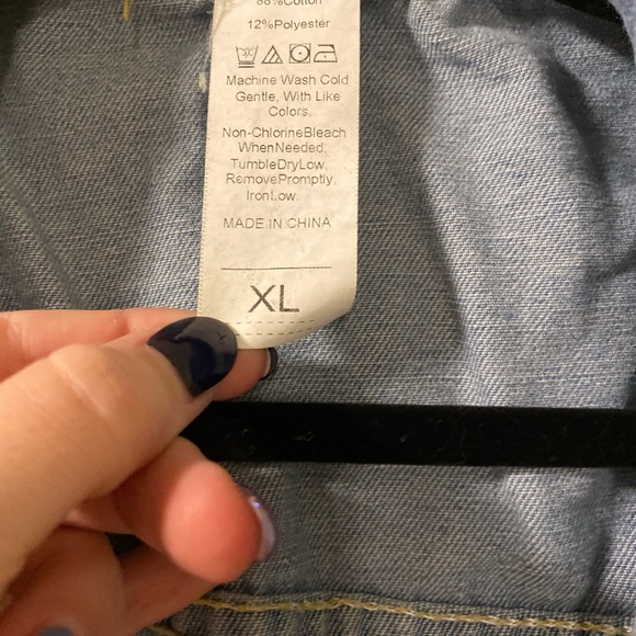 Denim jacket - Picture 3 of 3